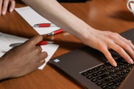 Choisir un logiciel RH en 2026 : le guide complet