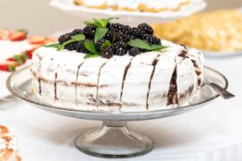 Le guide pour choisir le meilleur présentoir à gâteau