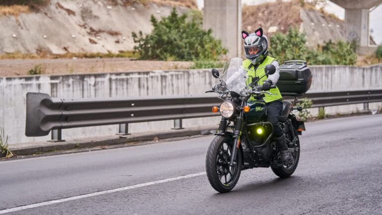 Optimiser la visibilité de votre moto électrique en 2026