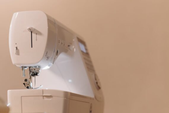 Test de la machine à coudre Singer MC Simple 3221