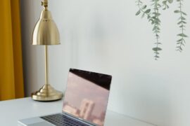 Optimiser son espace de travail à domicile en 2026